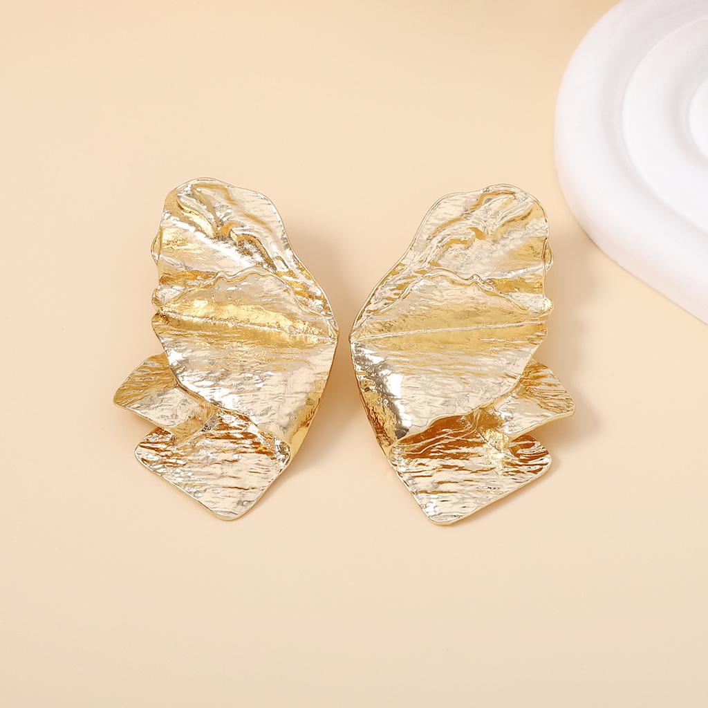 New twisted pleated cold style irregular petal earrings with exaggerated high-end design and butterfly stud earrings