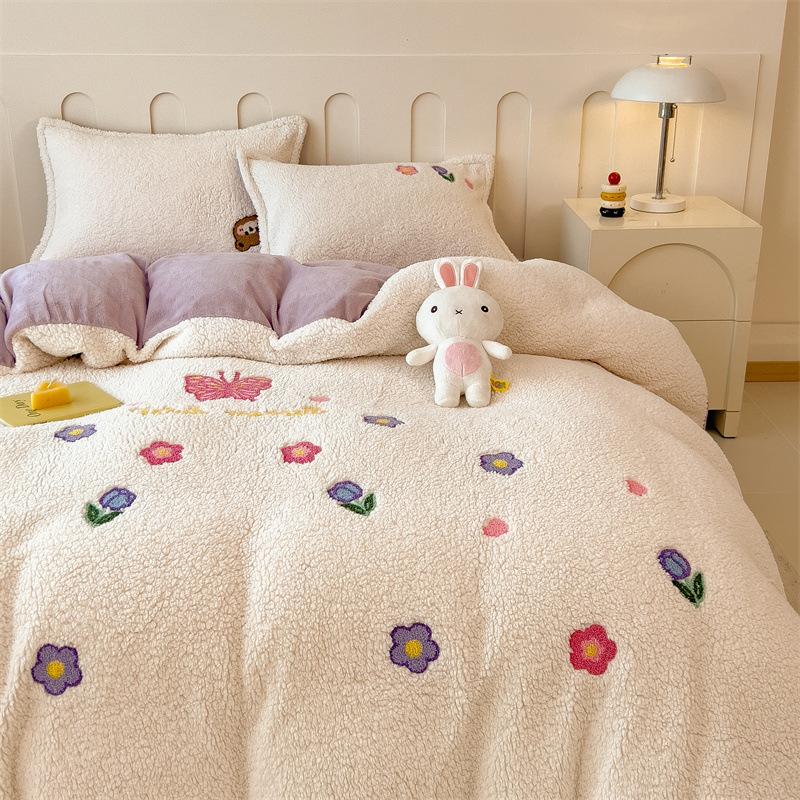 

Cartoon Lamb Wool Four-Piece Set Thickened Milk Fleece Quilt Cover Coral Fleece Bedding Fleece Sheets single quilt cover 2.0 * 2.3m