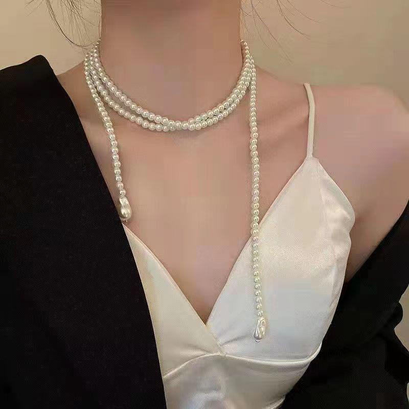 Korean Pearl Necklace: Luxurious Long Sweater Chain for Autumn/Winter