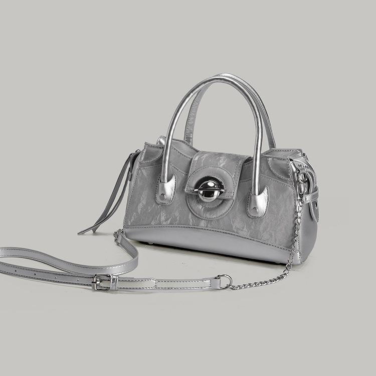 Textured Motorcycle Bag 2025 New Fashion Commuter Handbag Niche Design Versatile Silver Single Shoulder Crossbody Bag for Women