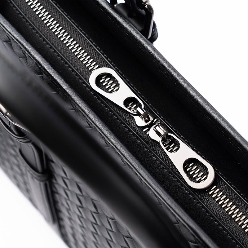 Men's Handbag Business Casual First Layer Cowhide Woven Men's Bag Large Capacity Computer Briefcase Shoulder Bag