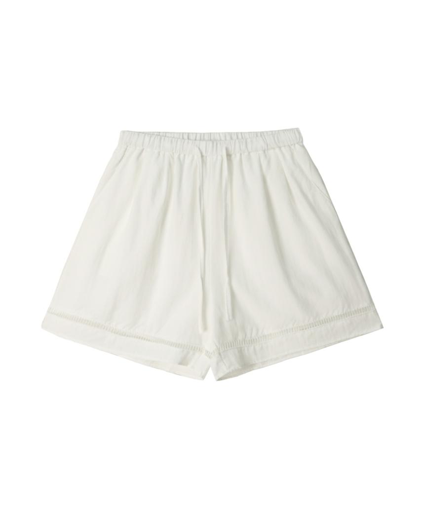VIKINI VENDER Flat Line Lace Knee-Length Pants