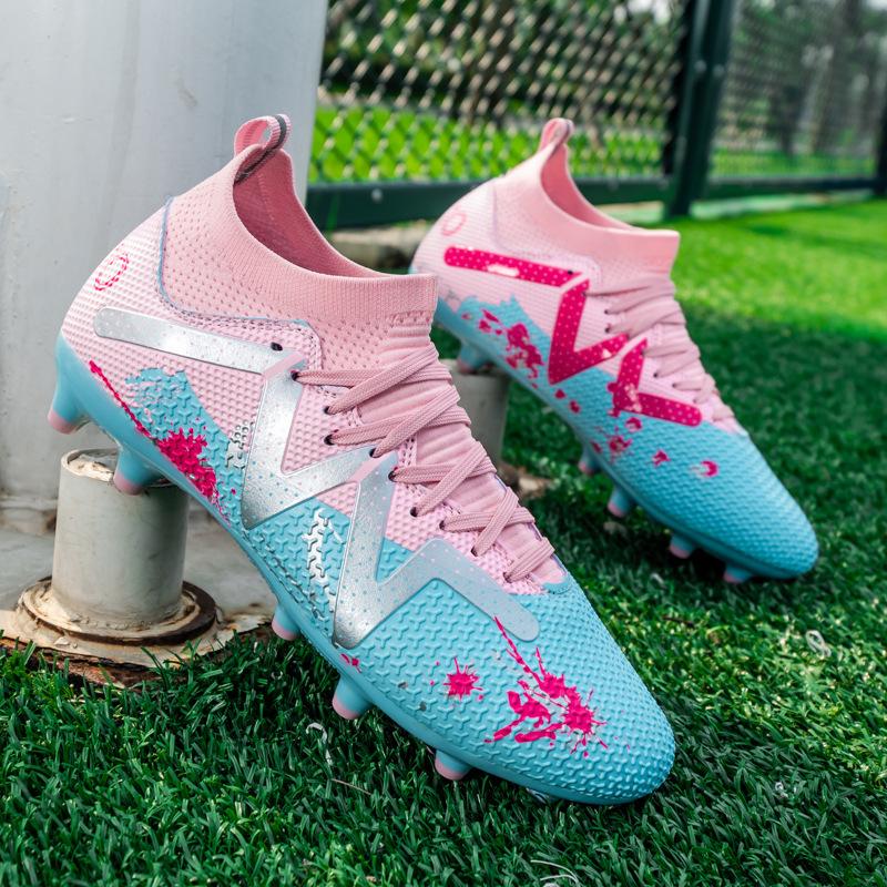 

A 2025 camouflage football shoe men s and women s high-top broken nails professional training sneakers long nails children s sports shoes 35