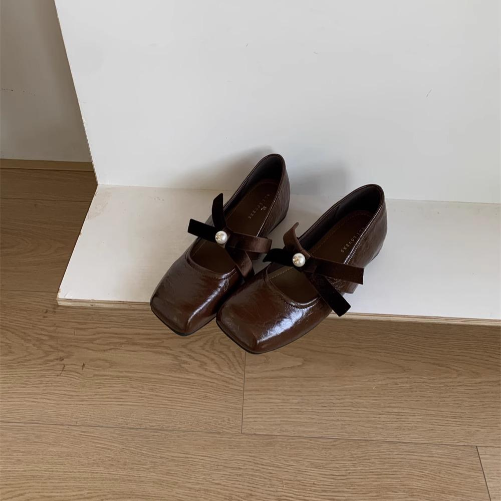 Lan Cabinet, Inner Increase Mary Jane Shoes for Women's Spring 2025 New Evening Breeze Gentle Temperament Square Head Shallow Mouth Single Shoes