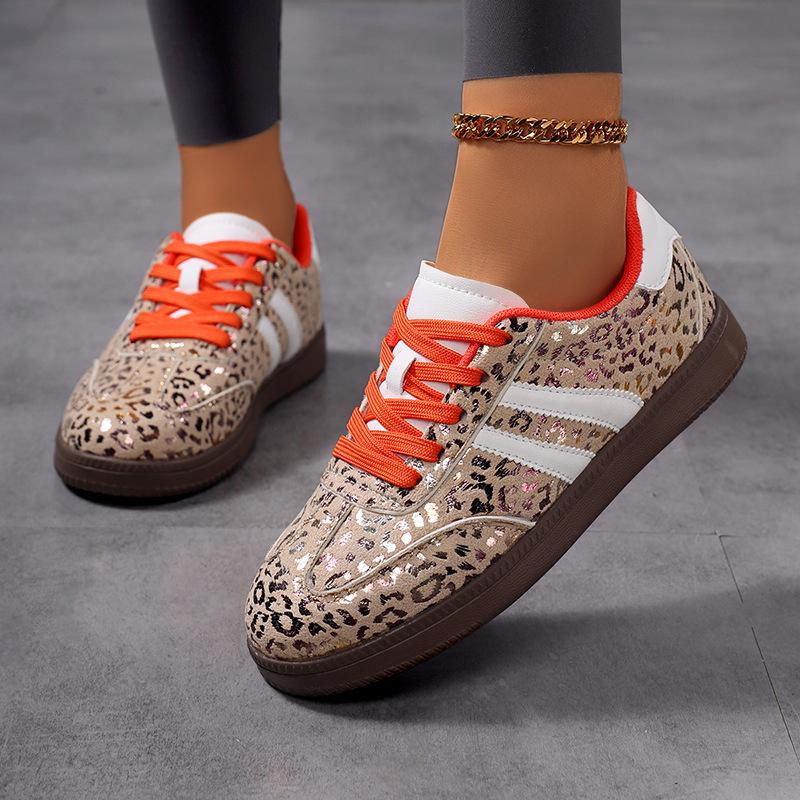 2025 New Style Women's Versatile Leopard Print Casual Flat Sports Shoes