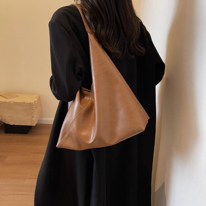 Fashion Design Leather Shoulder Bag for Women 2024 Tend Female Simple Big Underarm Hobo Bag Handbags and Purses