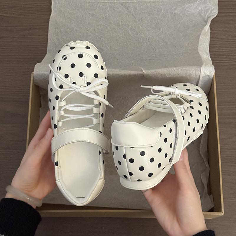 inner height increase cm polka dot ballet style single shoes autumn and winter new super fire with skirt German training shoes Mary Jane shoes