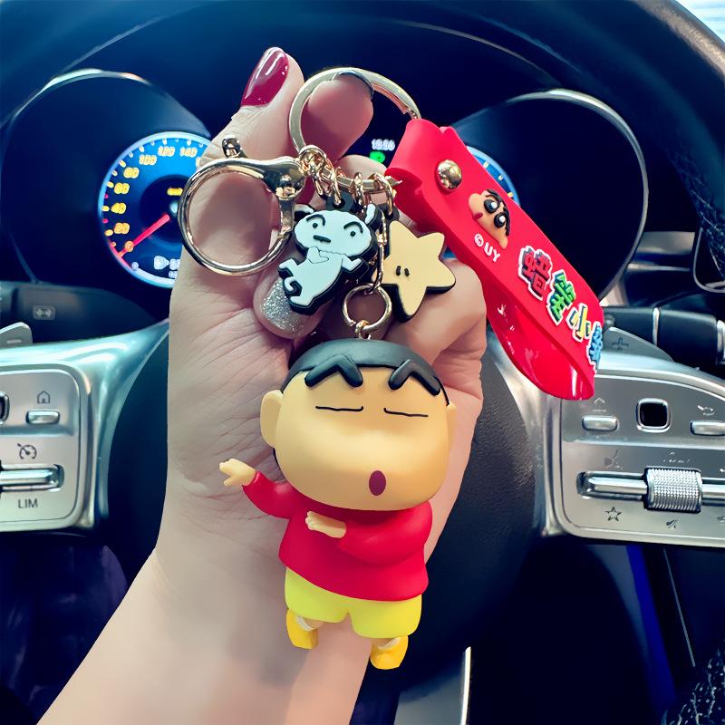 Nowe Figurki Kawaii Anime Kreskówkowe Crayon Shin-chan Breloki Uroczy Wisiorek do Plecaka Uchwyt na Klucze Ozdoby Akcesoria Prezenty Urodzinowe