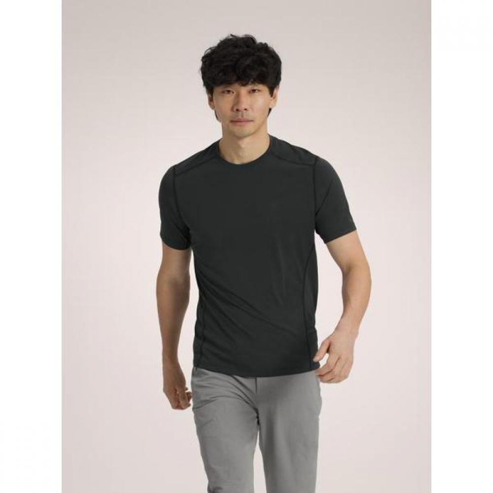 ArcTeryx ShorT Sleeve T shirT Black heaTher Dom aTqsm07173