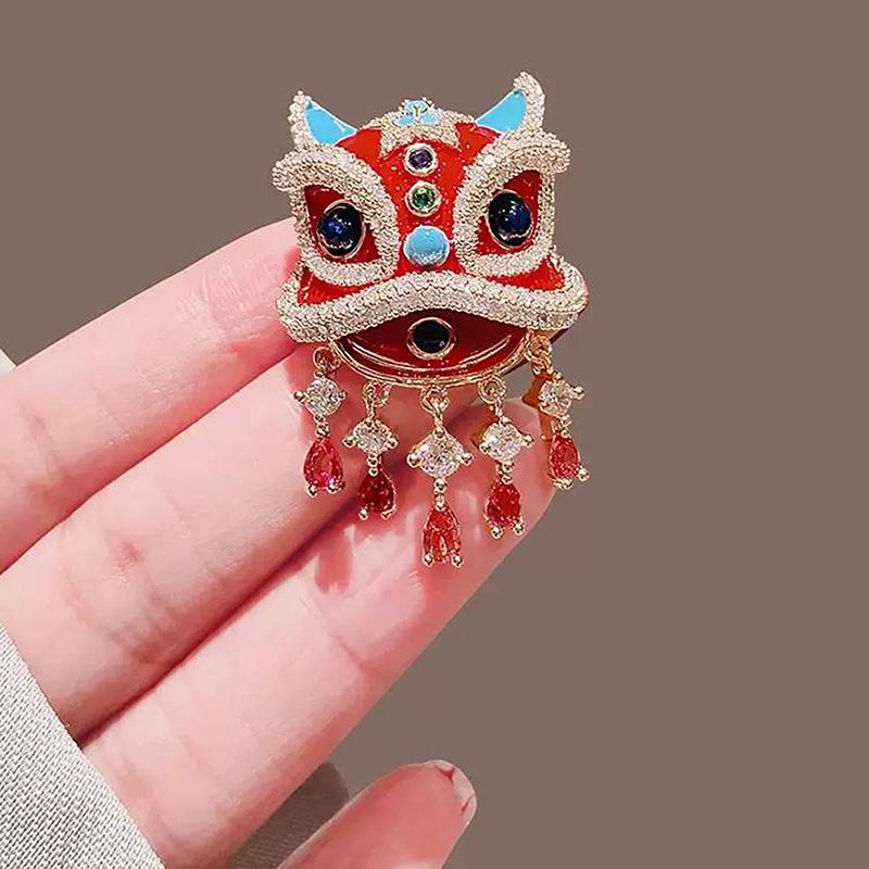 S Retro Lion Dance Brooches Chinese Style  Year Suit Pins Cartoon Exquisite Corsage Clothing Accessories Gifts