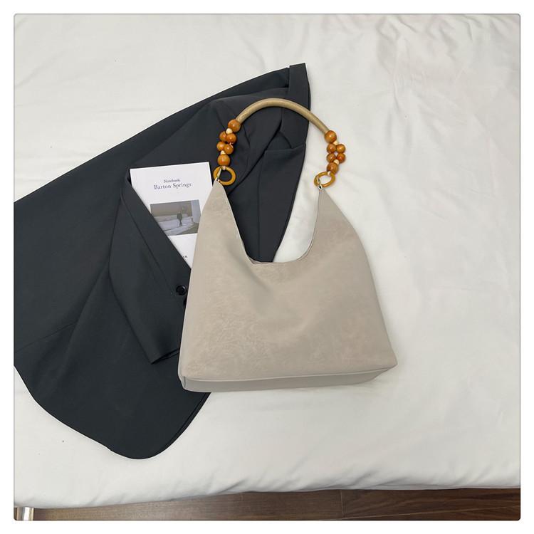 

European and American retro frosted shoulder bags, casual and versatile commuting, shopping armpit bags, high-end texture handbags, women s bags білий
