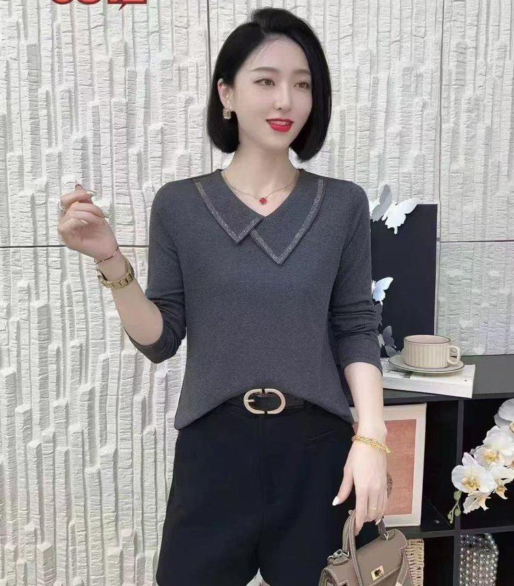 

2025 Elegant Rhinestone Long-Sleeve T-Shirt – Versatile, Stylish, Age-Defying Commute Wear 5XL (suggested 70-75 kg) темно-серого