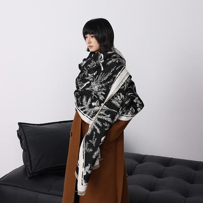 Accessori – Sciarpe e foulard