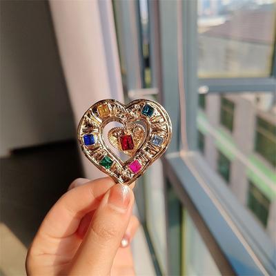 Wind Fashion Retro Brooch Love Exaggerated Diamond Colored Coat Buckle Clothing Accessories Crystal Corsage