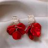 Copper Micro-Inlaid Zircon Petal Earrings Women'S Niche Design Sense Fashion Temperament Retro Flower Earrings