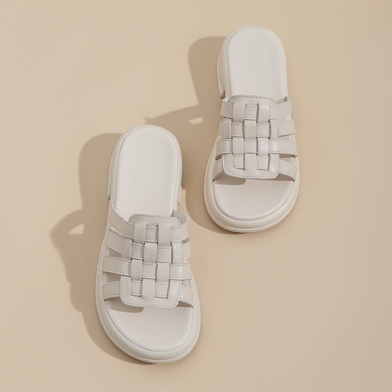 Slippers Women's Summer Wear Retro Woven Roman Style Sandals Summer 2025 New Soft Bottom Casual One-word Slippers