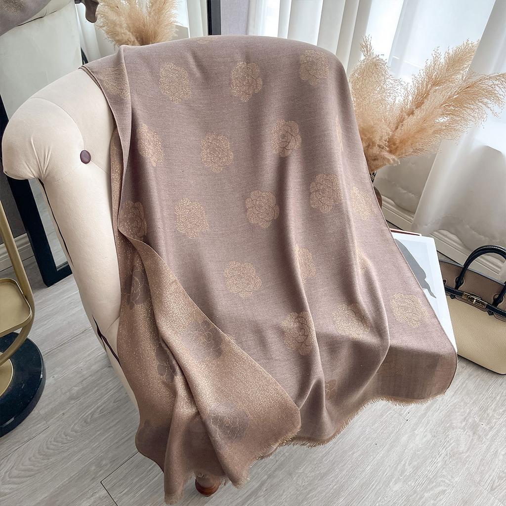 Amazon Popular Advanced Sense Simulation Silk Women'S Sunscreen Scarf Thin Silk Scarf Camellia Gold And Silver Silk Scarf