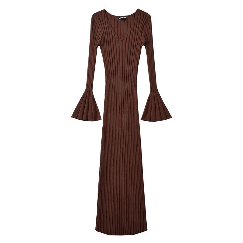 Women s Retro V-Neck Bell Sleeve Knit Bodycon Dress with Lace-up Detail One Size кофейный