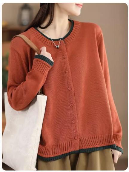 

Johnature Женский осенний корейский свитер с круглым вырезом и длинными рукавами, повседневный свободный свитер, винтажный однобортный свитер с цветными блоками One Size оранжевый