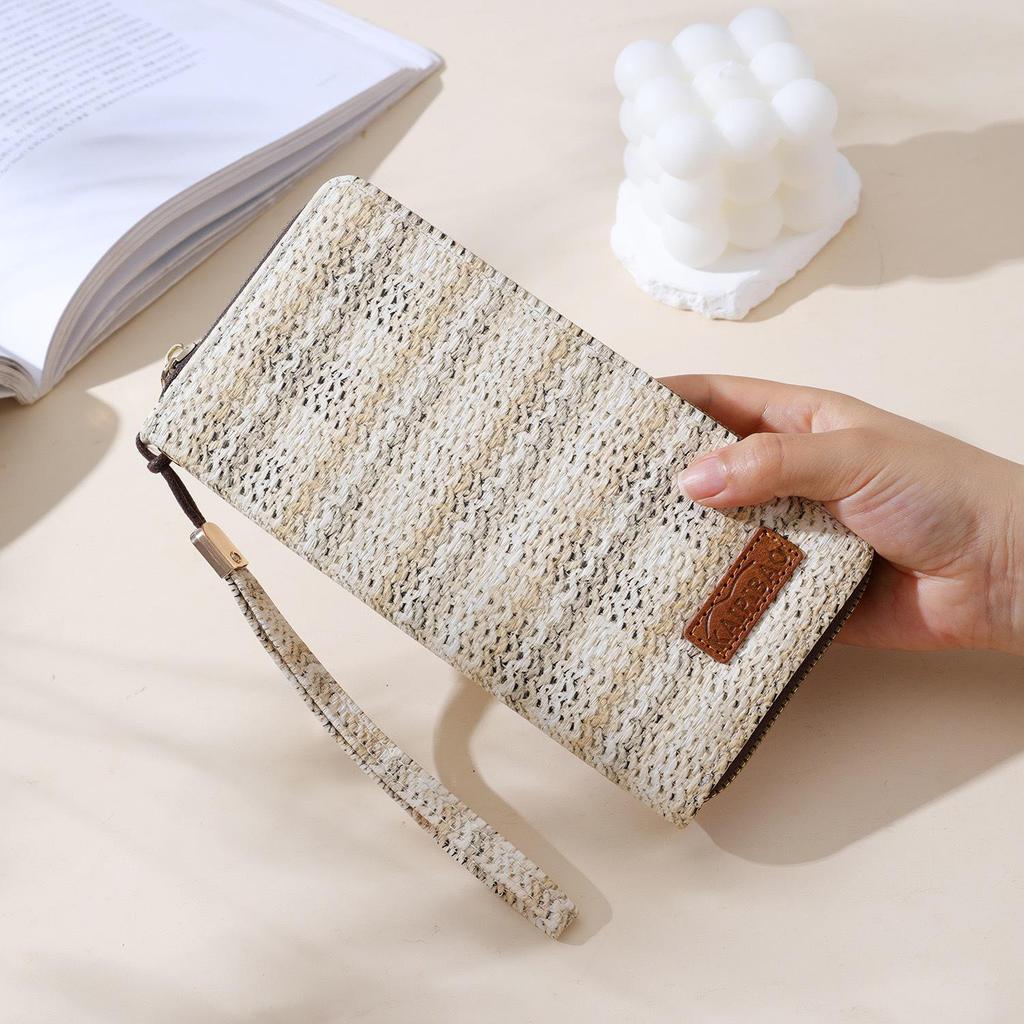 2026 Fashionable Women's Woven Zipper Square Bag