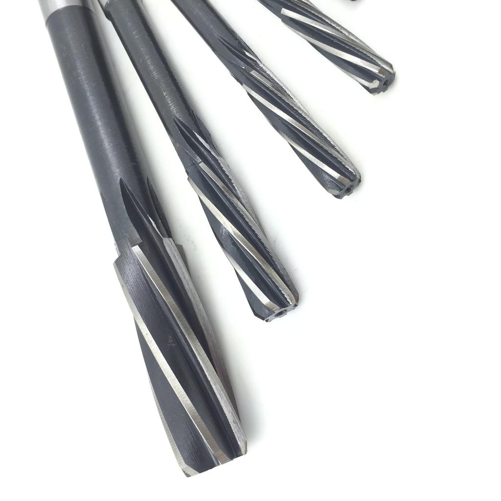 Spiral Reamer Set: Straight Shank, Sizes 9.05 to 9.9 mm
