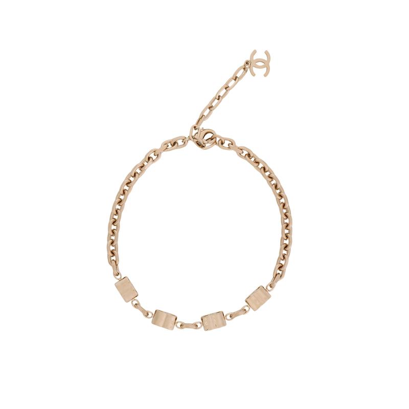 Chanel Exquisite Fashionable Metal Necklace Women's