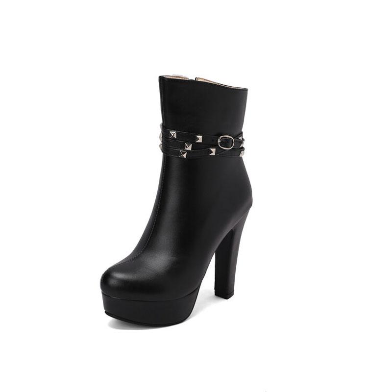 Women Platform Boots High Heels Winter Women Shoes Fashion Rivets Belt Buckle Round Toe Ankle Boots for Women Size 42 43 WSH4982