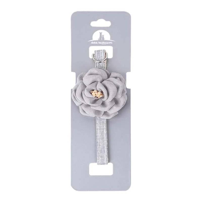 

Adjustable Cat Collar with Large Rose Flower Safety Buckle Pet Necklace for Kittens Puppies Accessories