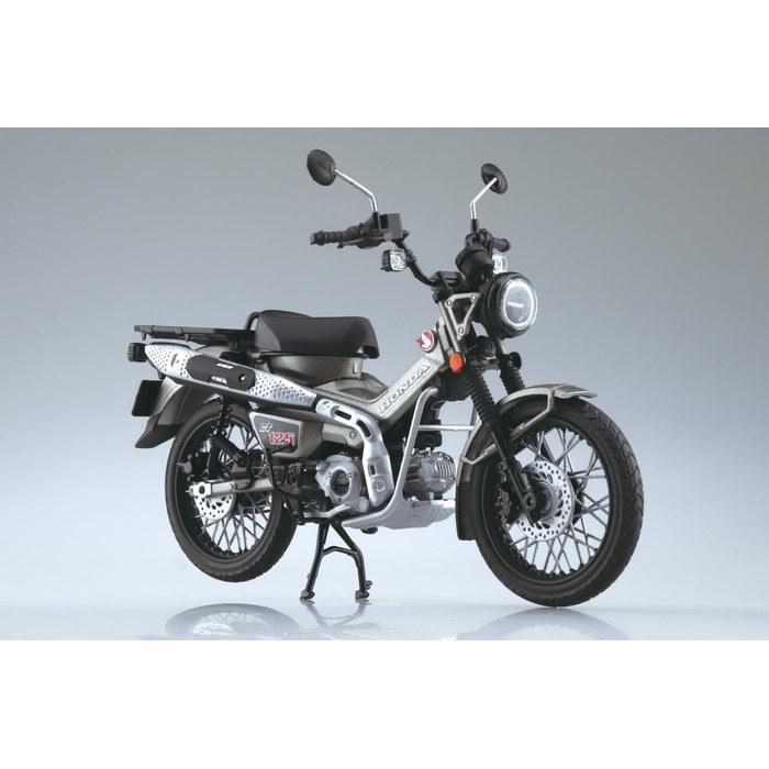 Aoshima Honda CT125 Hunter Cub – Matte Armored Silver Metallic