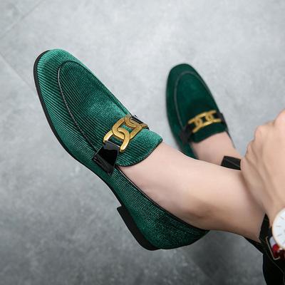 Sapatos de Couro Britânicos Apontados de Couro Suede para Homens Tamanho Grande Loafers Preguiçosos Manga de Camurça Sapatos da Moda Jovem para Cabeleireiro de Boate