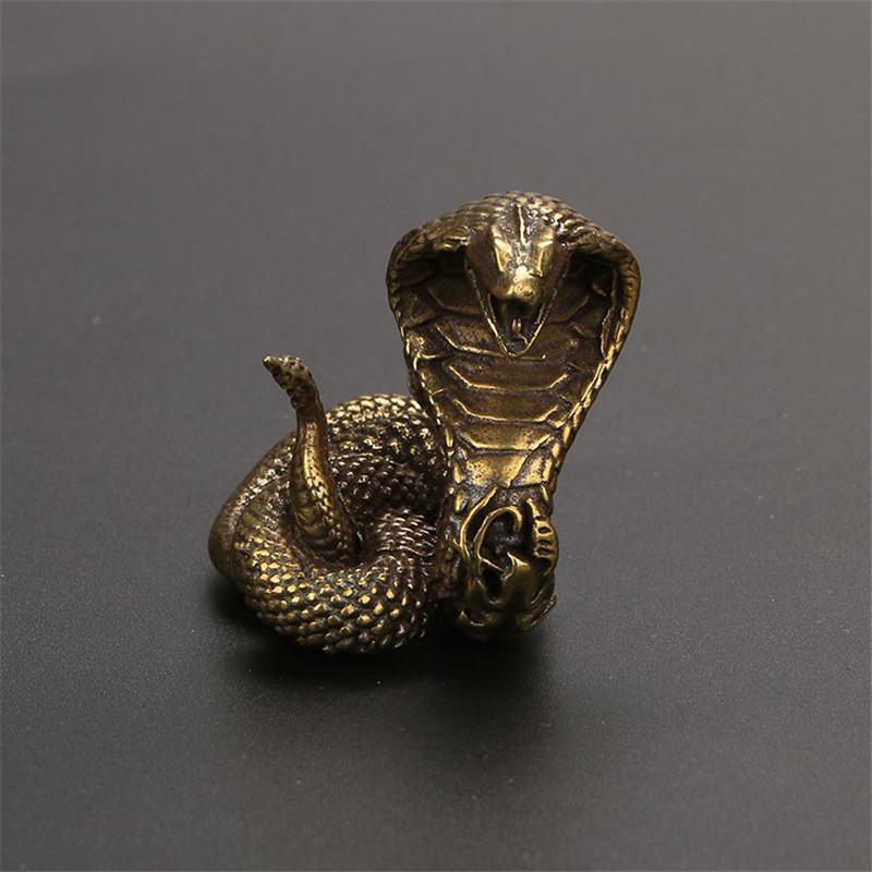 Antike Bronze Cobra Statue Ornament Sternzeichen Schlange Miniatur Figuren Kupfer Desktop Dekoration Tee Haustiere Decor Zubehör Handwerk