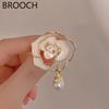 Exquisite Fine Glittering Oil-splashed Camellia Brooch, High-end Pearl Brooch, Clothing Accessory.