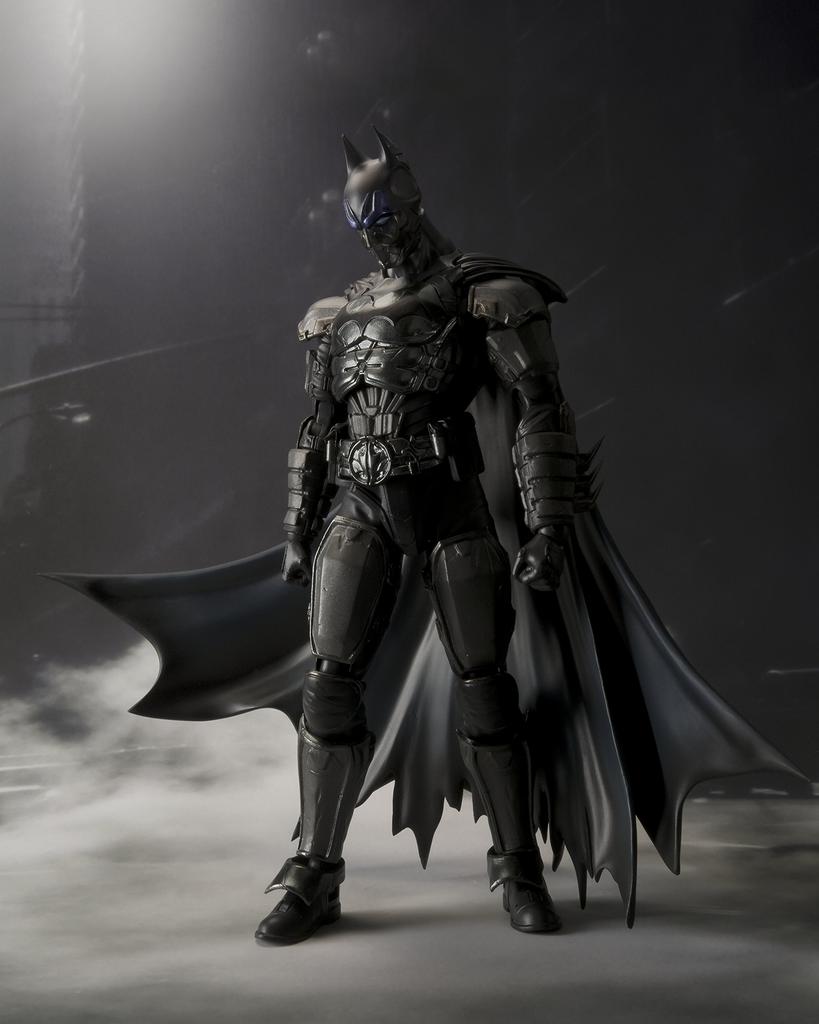 TAMASHII NATIONS Batman Approximately 160mm ABS PVC Painted Movable Figure S.H.Figuarts (INJUSTICE ver.) & & Die-cast [Used]