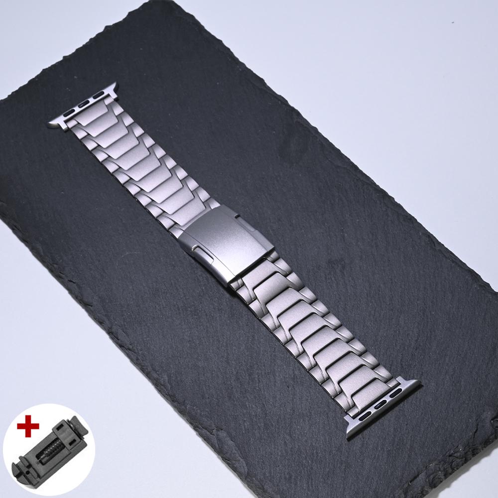 Titanium Strap For Apple Watch Ultra 2 49mm 45mm 44mm 42mm  Luxury Men Business Band For iWatch Series 9 8 7 6 5 4 Se 40mm 41mm