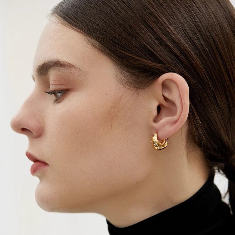 Female Circle Water Droplet Retro Niche Earrings