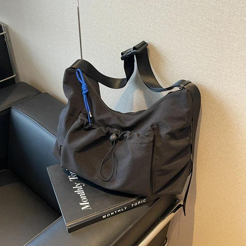 Genți de umăr casual, solide, din nailon, în formă de semilună, cu fermoar, capacitate mare, simple, de agrement, sport, genți crossbody