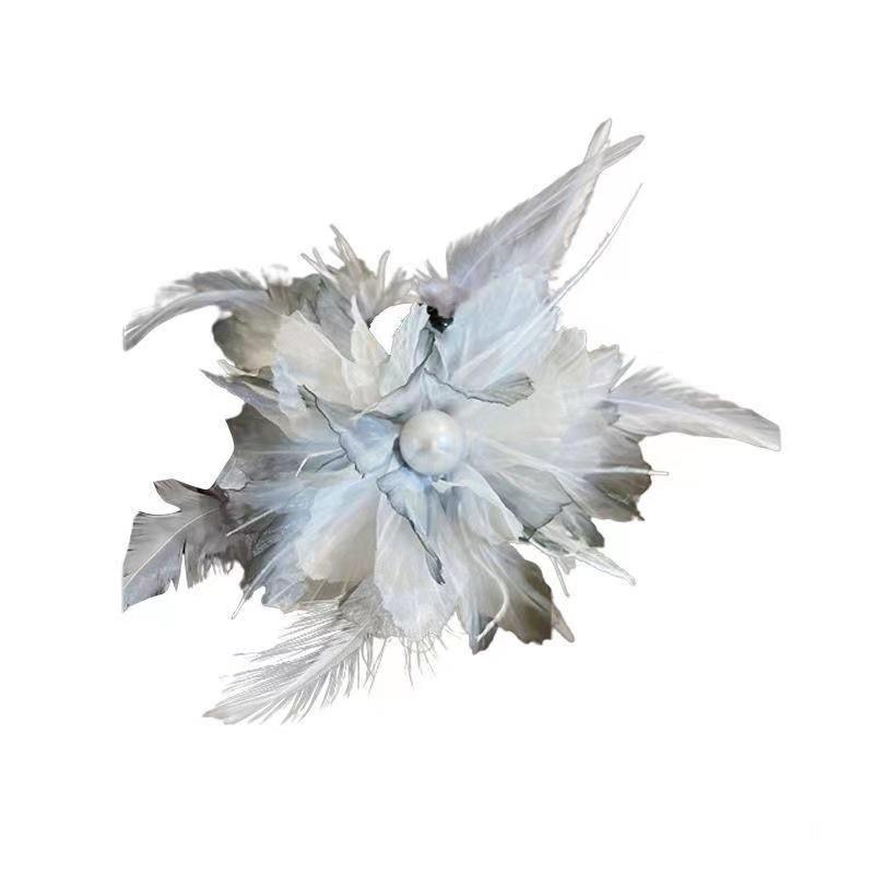 Trendy French Feather Hairpin: Elegant Large Claw Clip for Thick Hair