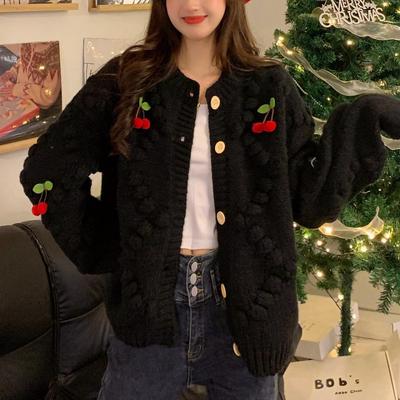 Mädchenstil Kirsch-Pulloverjacke Damenbekleidung Herbst und Winter Süßer fauler Wind Locker Langärmiger Strick-Cardigan