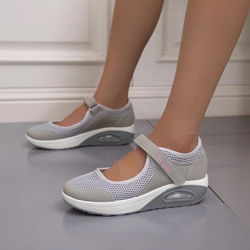 Stepping shoes women's shallow air cushion shoes spring and summer thick-soled mesh breathable soft-soled rocking shoes women's large size 4