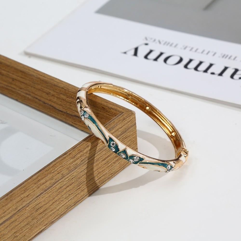 Eleganter Cloisonné Offener Armreif Zink Zink Zinklegierung Retro Hof Blumiger Armreif Vintage Emaille Armband Mode