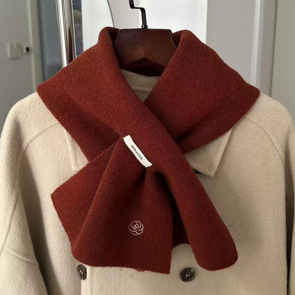 Luxurious Women's Red Cashmere Wool Scarf - Cozy Autumn/Winter Neck Warmer & Perfect Gift for Mom or Elders