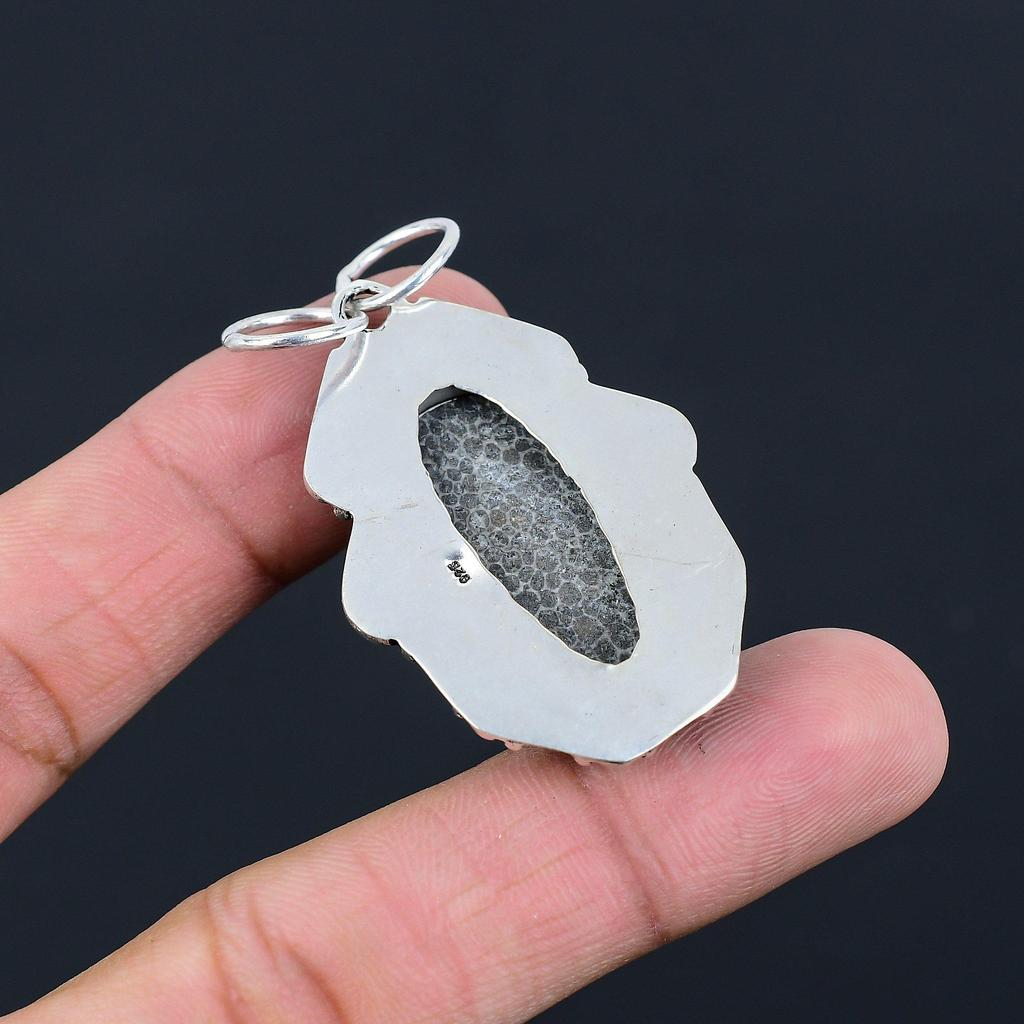 Gift For Women Pendant 925 Sterling Silver Natural Stingray Coral Gemstone