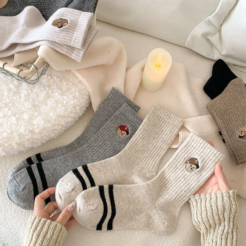 New Bear Wool Socks Women'S Medium Tube Socks Cute Embroidery Thickened Thermal Socks Do Not Slide Wool Socks