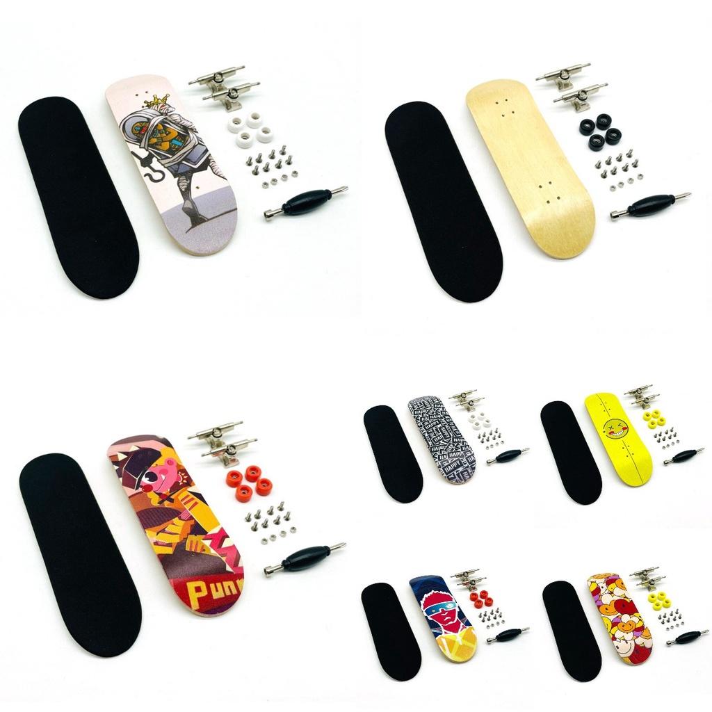 Mini Skateboard Toy Finger Skate Wooden Personality Boy Christmas Gift