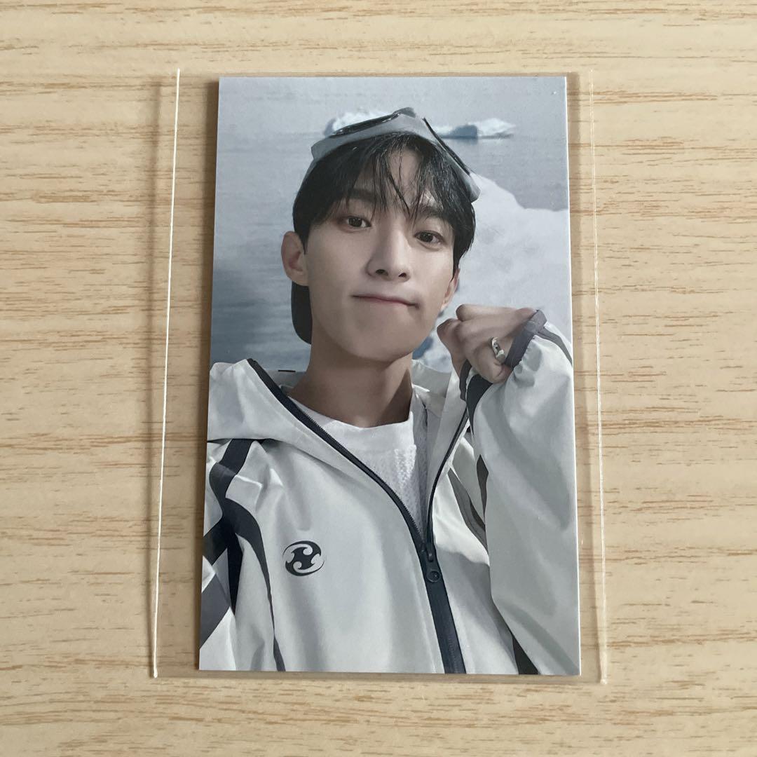 

[USED] SEVENTEEN Sector 17 Universal Studios Japan Bonus Dokyeom DK Trading Card