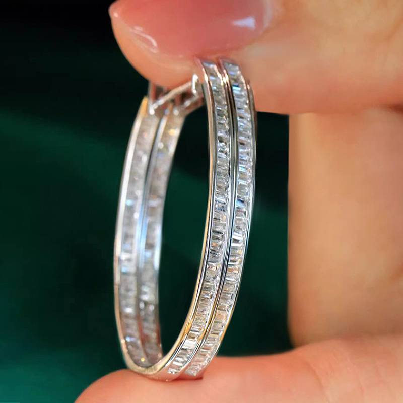 Huitan Большие круглые женские серьги-кольца Серебряный цвет Инкрустированы яркими кубическими цирконами Элегантные Ежедневные Свадебные Аксессуары Универсальные Украшения