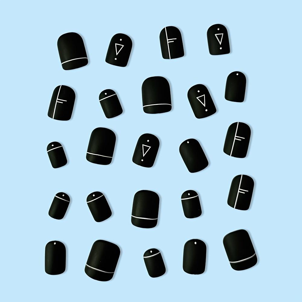 24 Piezas Triangulares para Uñas en Blanco y Negro con Efecto Mate Cuadrado Mediano y Decoración de Moda para Entusiastas del Arte de Uñas