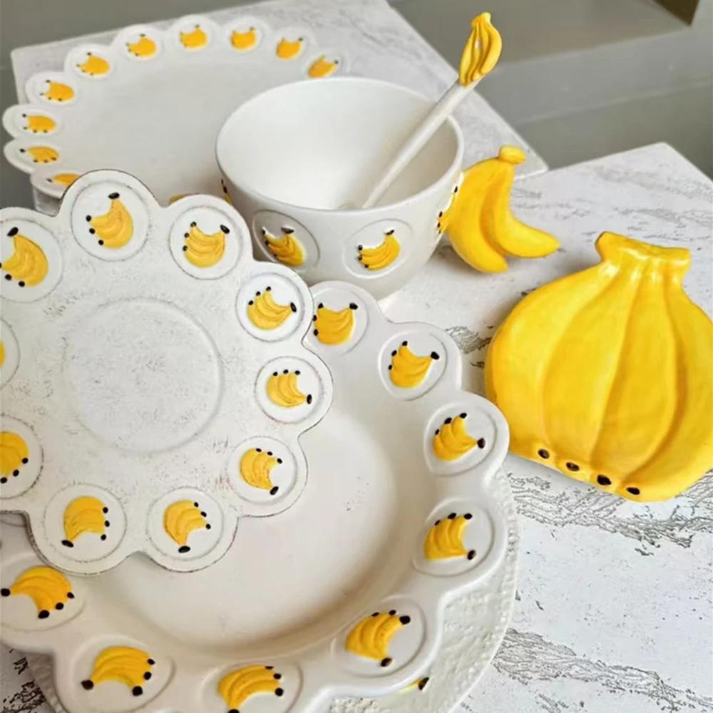 Creative Banana-shaped Cup Saucer Spoon Set Cute Japanese Ceramic Tableware Dessert Plate Simple Breakfast Cup Coffee Utensils