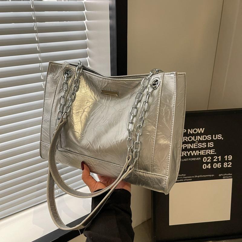 Fashion New Tote Bag Women's Trend Casual Versatile Women's Bag Simple Large Capacity Shoulder Bag