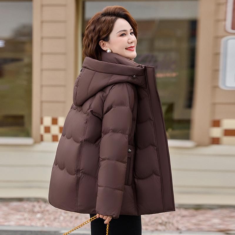 Explosive Temperament Mother Down Jacket Autumn and Winter New Middle-aged and Elderly Fashion Thickened Going Out Warm Jacket